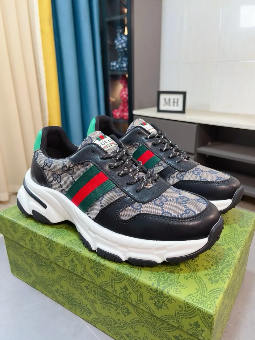 Men's shoes 💰458🌹🌹[GUCCI] Gucci's new lace-up casual men's shoes are on the market first, and the materials and workmanship are superior to all versions on the market. The highest quality shipped first-layer cowhide with imported original perforated materials➕Genuine leather lining, privately molded soft outsole, high foot comfort, imported special materials highlight the brand's unique charm, high-end customization 38-44